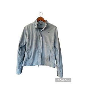 NIKE - WOMEN'S Medium 8/10 - LIGHT BLUE LONG SLEEVE SNAP LIGHTWEIGHT JACKET